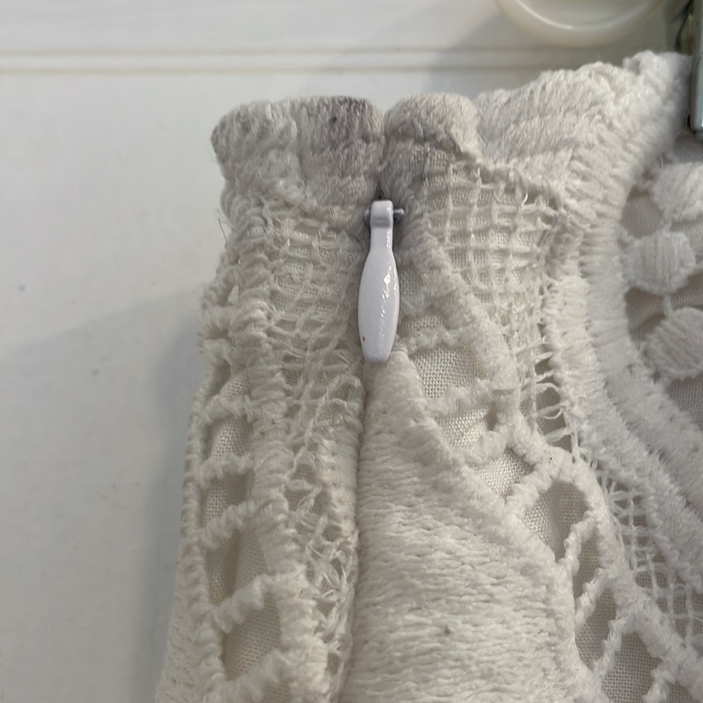 Abercrombie & Fitch White Lace Mini Skirt - Picture 3 of 6